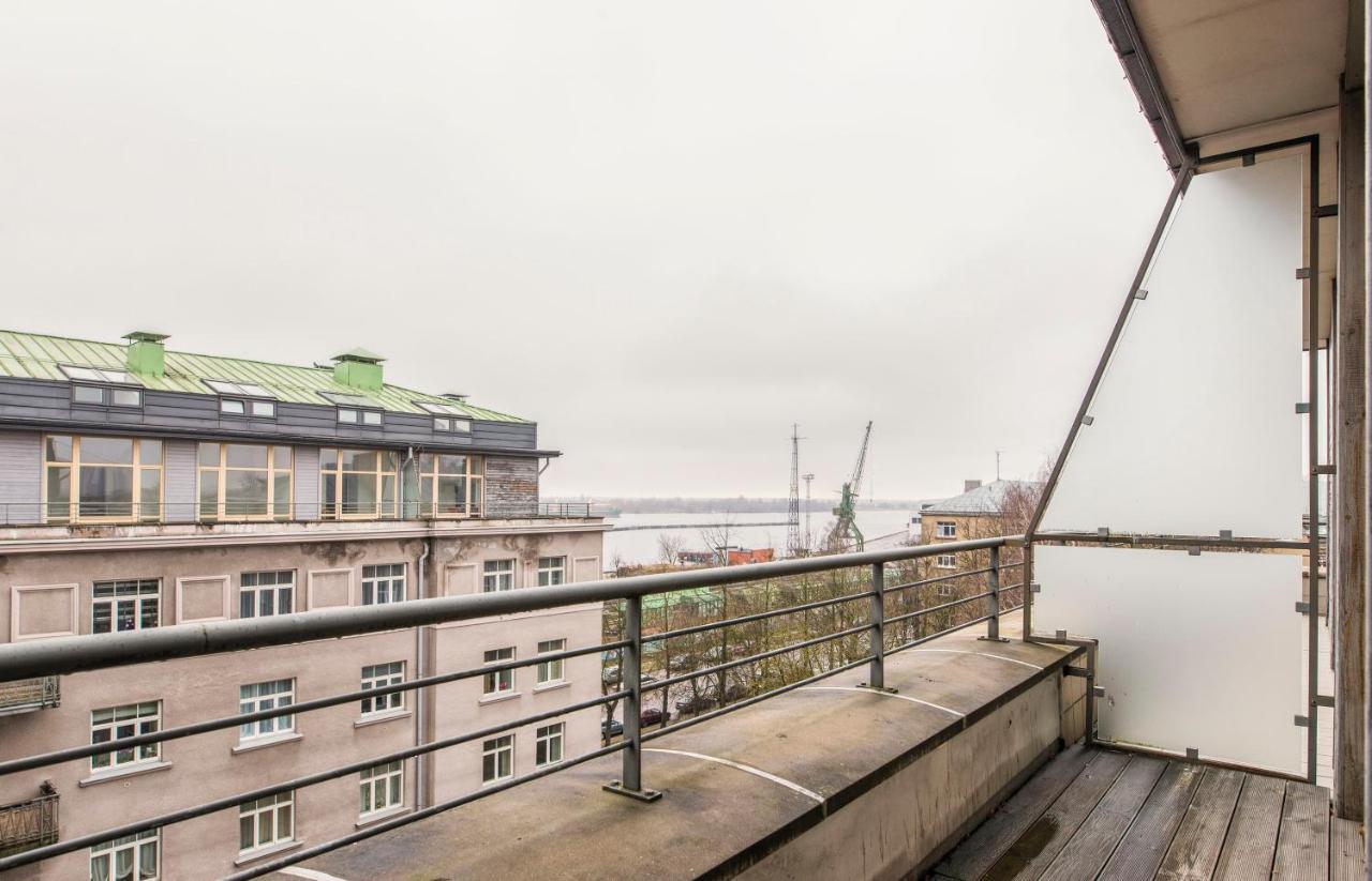 2-level Penthouse With Terrace And Free Parking