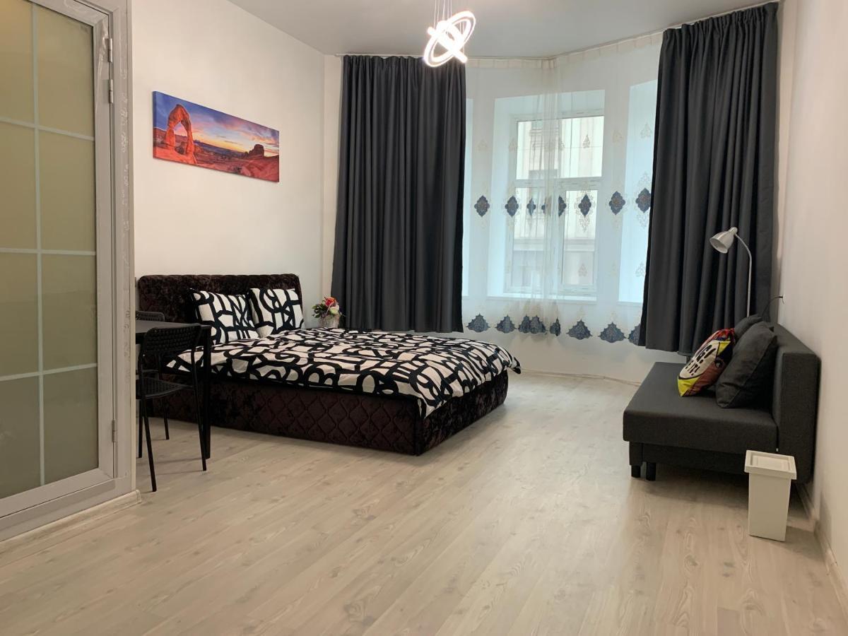 Smart Apartment *
