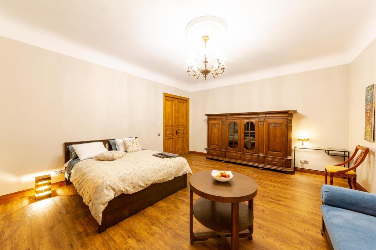 Korter Cozy Storie's Ap, 47sqm, Renovated 2020, Free Parking Riga