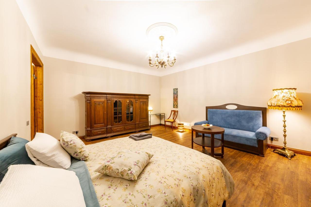 Cozy Storie's Ap, 47sqm, Renovated 2020, Free Parking Riga