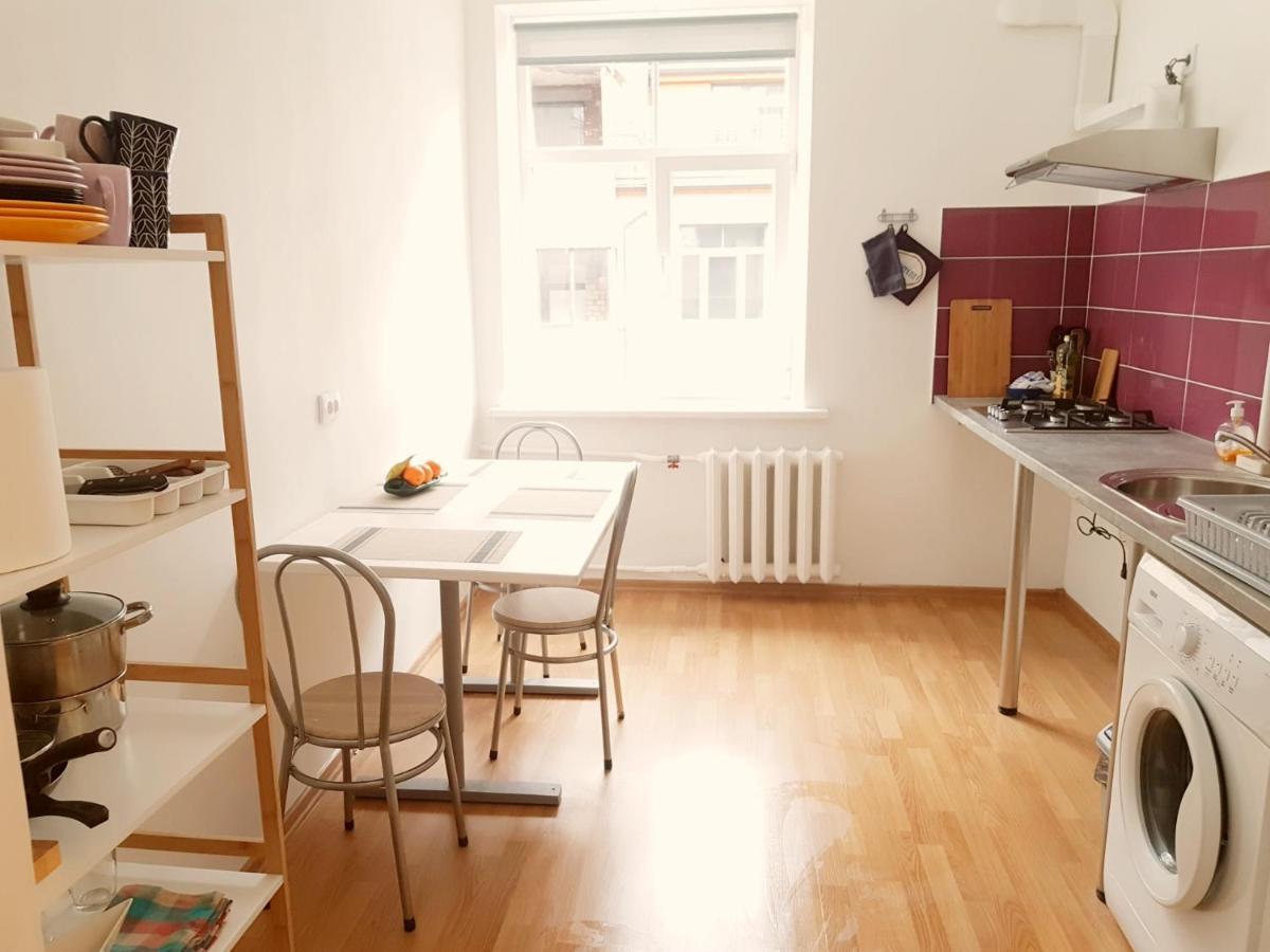 Huoneisto Midsummer House, Cozy And Comfortable In *