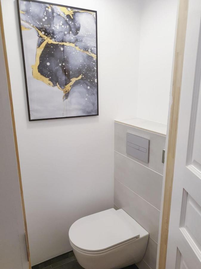 Apartment Center Self Check In Renovated 2020