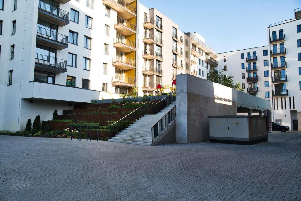 Apartment Urban Oasis: Fitness-focused With Views