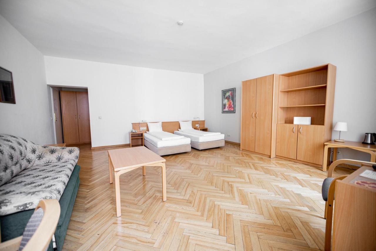 Rixwell Konventa Seta Design