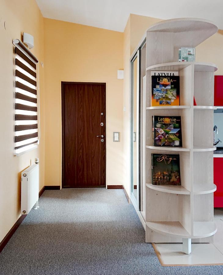 Apartment Center Quiet With Free Private Parking *
