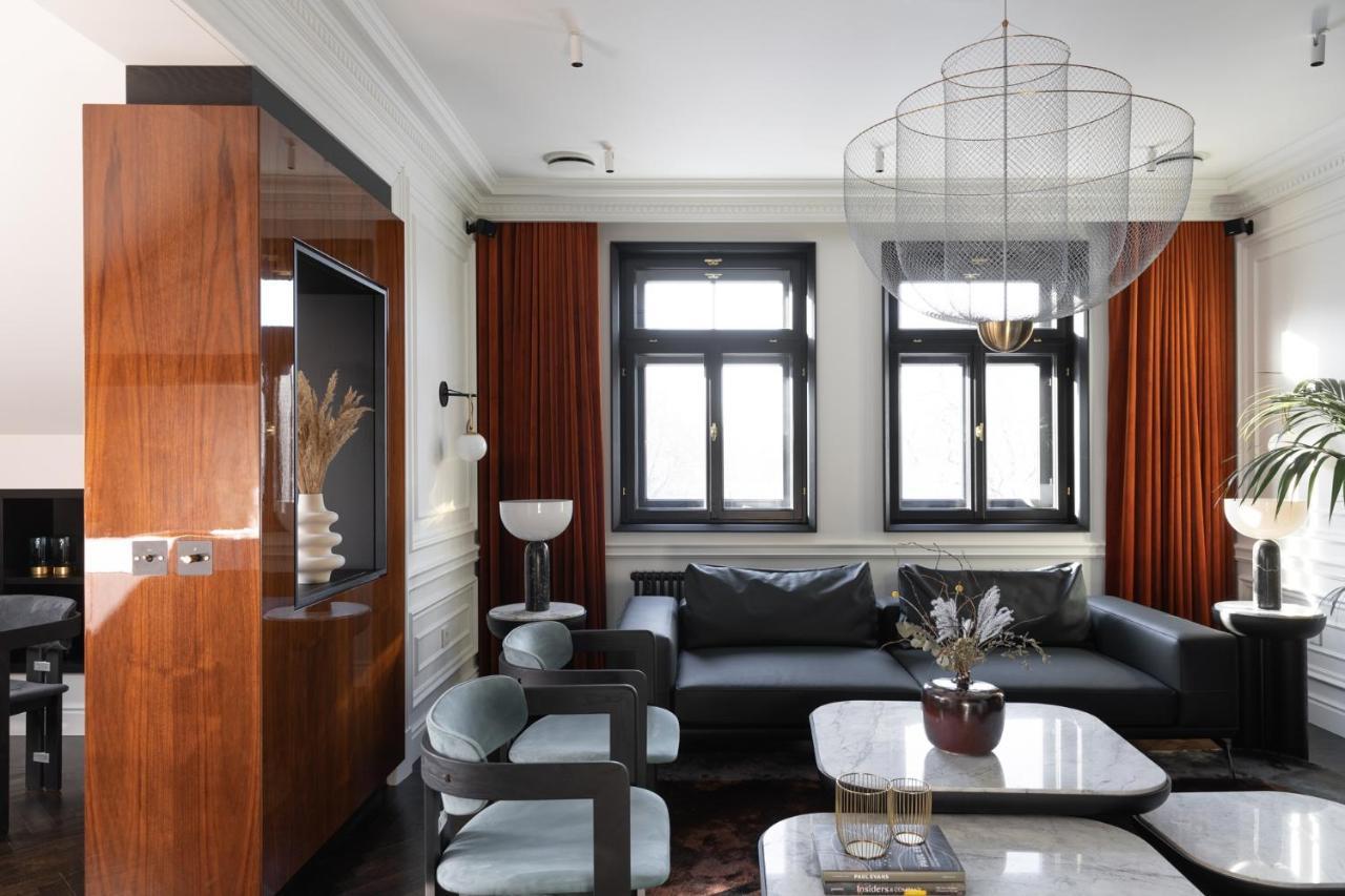 Hotel A22