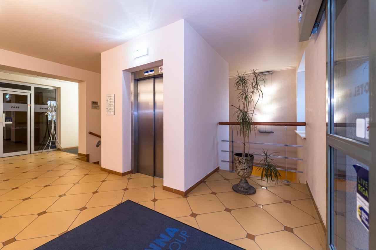 Kolonna Brigita Hotel