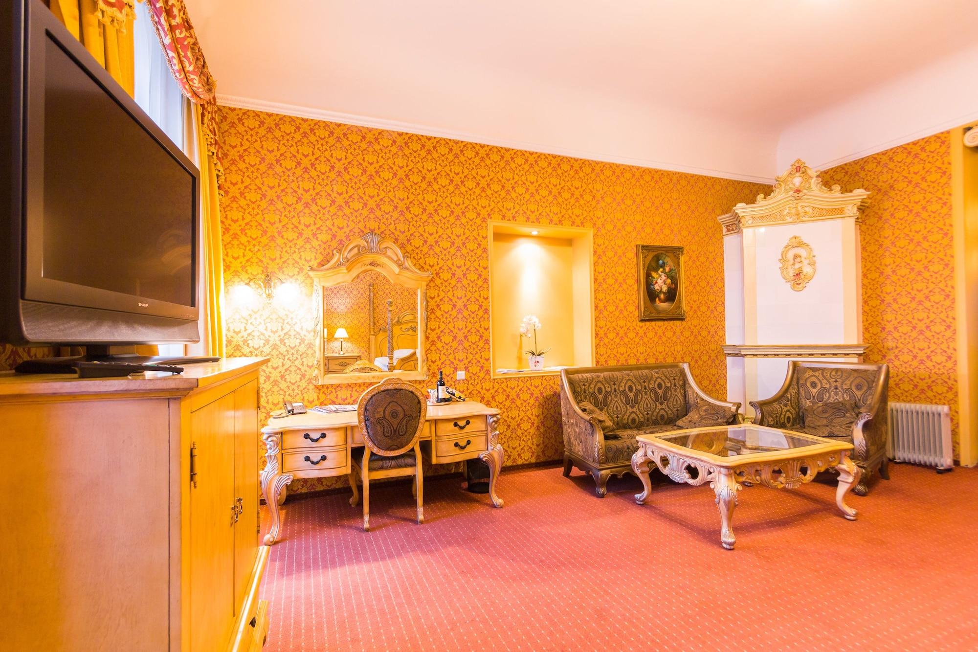 Garden Palace Hotel