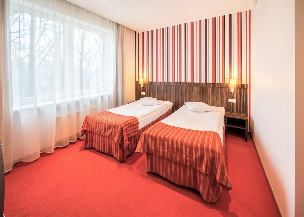 Hotel Rija Vef With Free Parking 3*