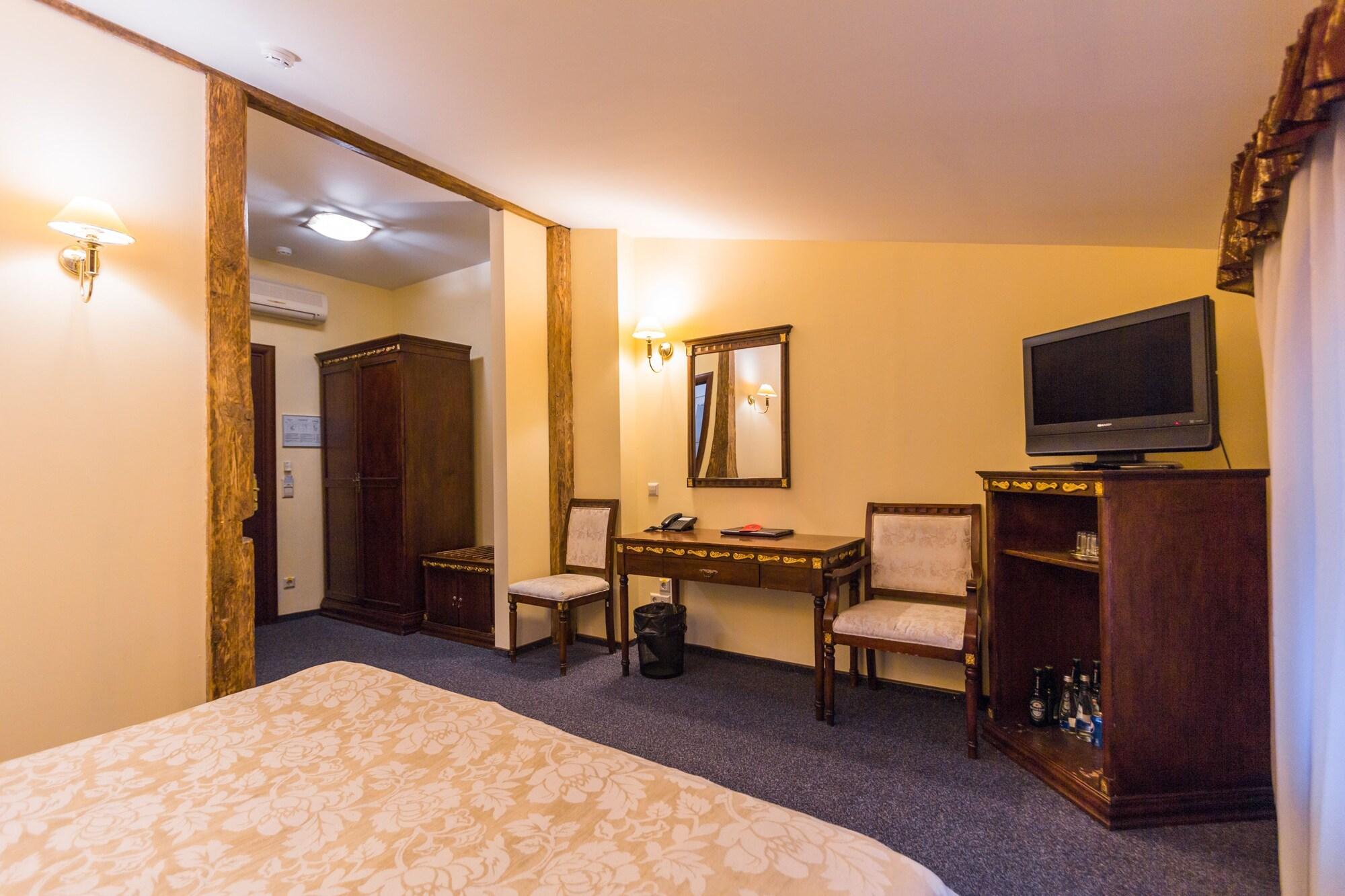 Garden Palace Hotel