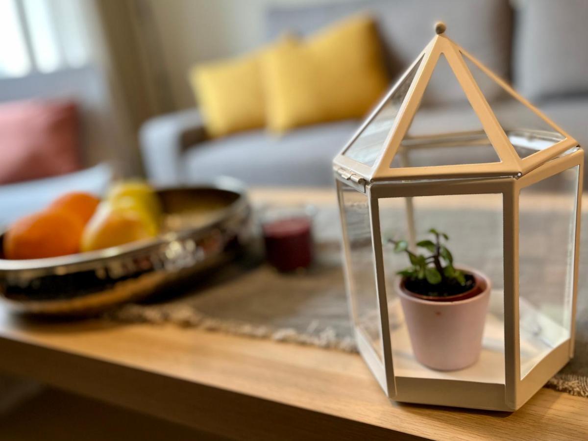 Apartment Cozy Vibes Like It Is Quiet With Three Bedrooms *