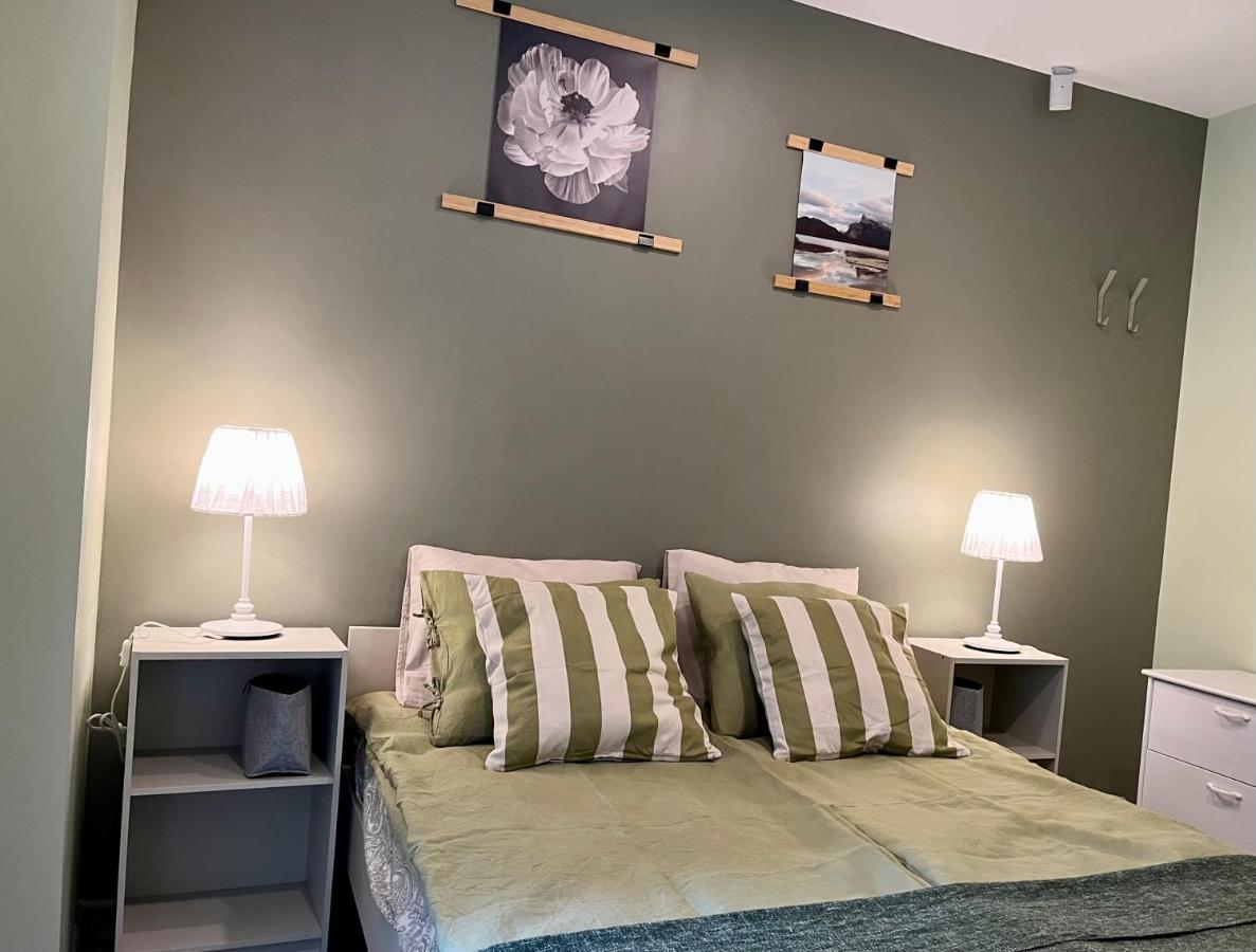 Cozy Vibes Like It Is Quiet With Three Bedrooms