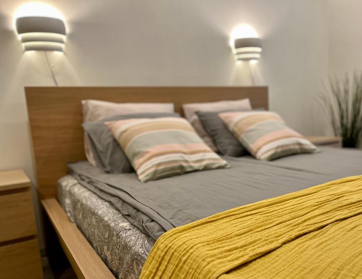 Cozy Vibes Like It Is Quiet With Three Bedrooms Riga