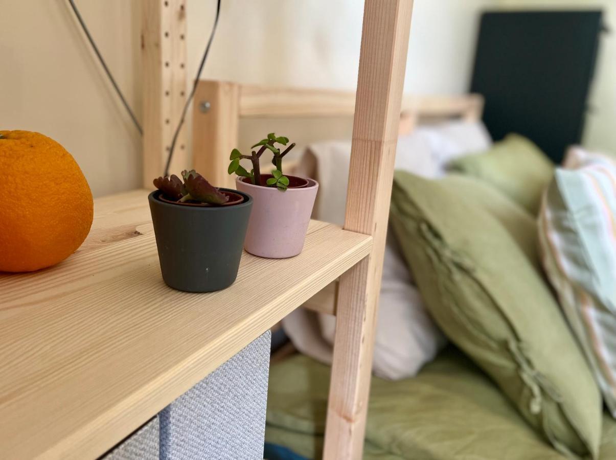 Cozy Vibes Like It Is Quiet With Three Bedrooms Apartment *