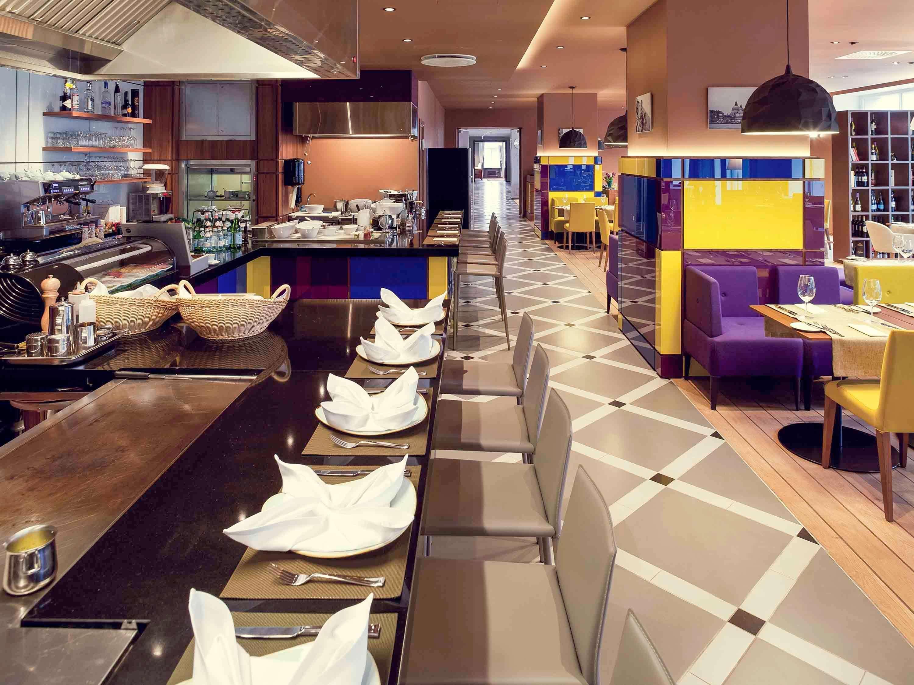 Mercure Centre Hotel 4*