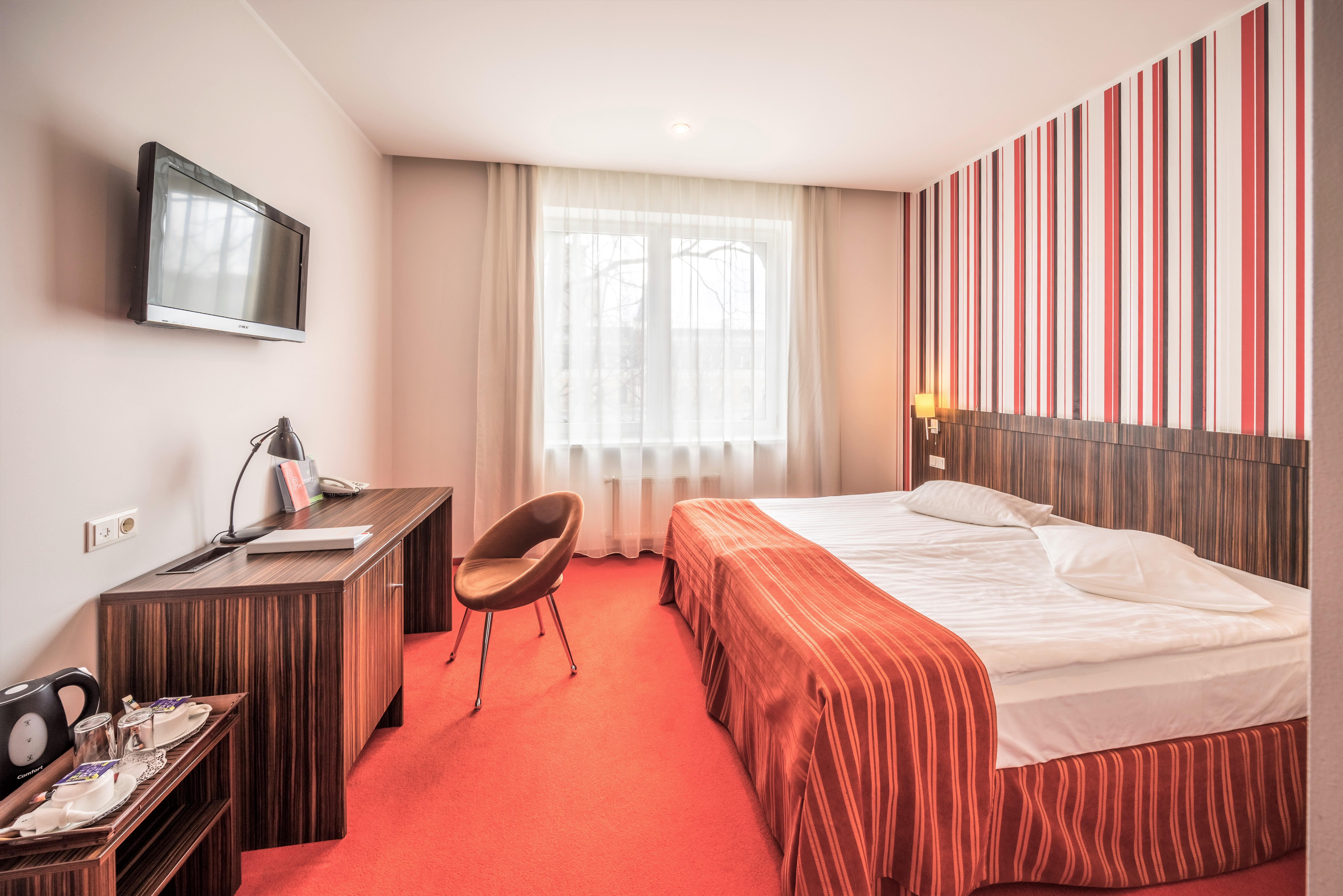 Rija Vef With Free Parking 3*