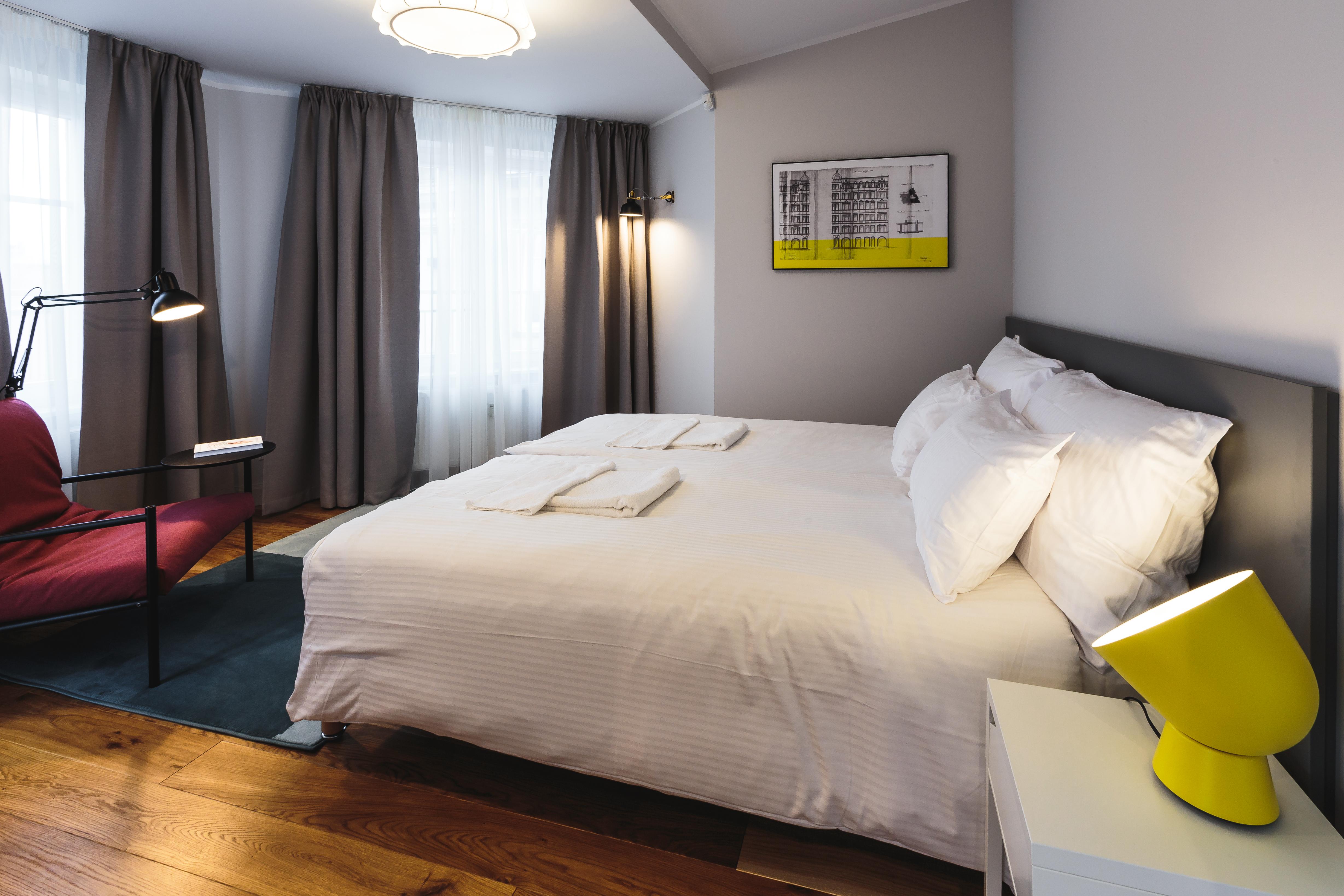 Khách sạn hẻo lánh Lux - Skolas Riga