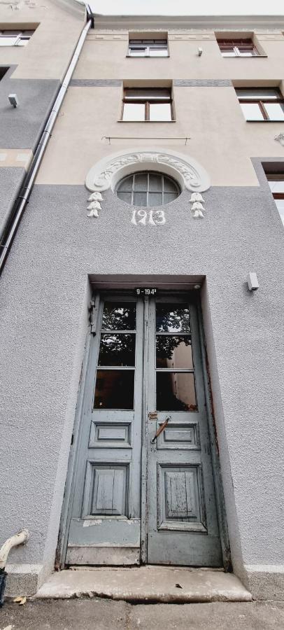 V311 Apartment *