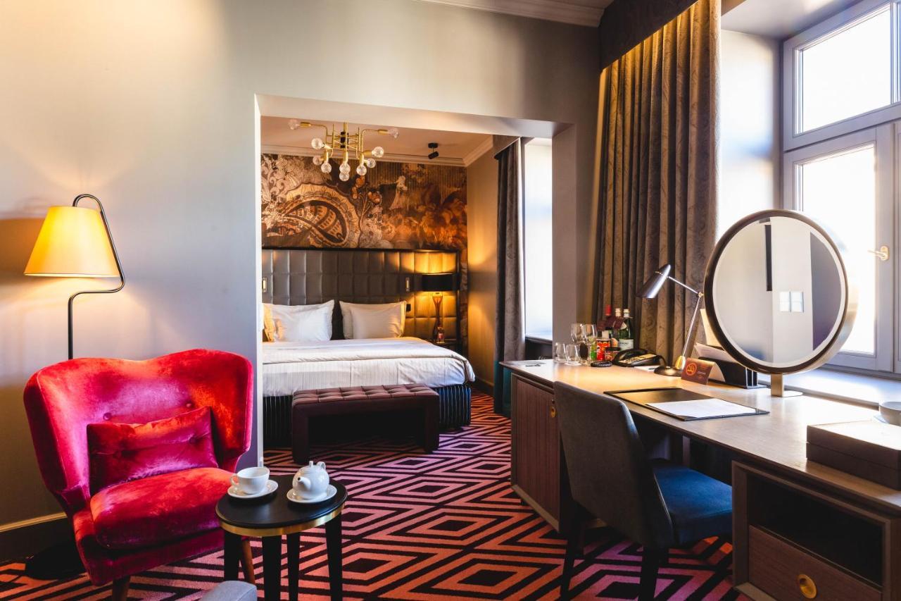 Hotel Grand Poet And By Semarah Riga