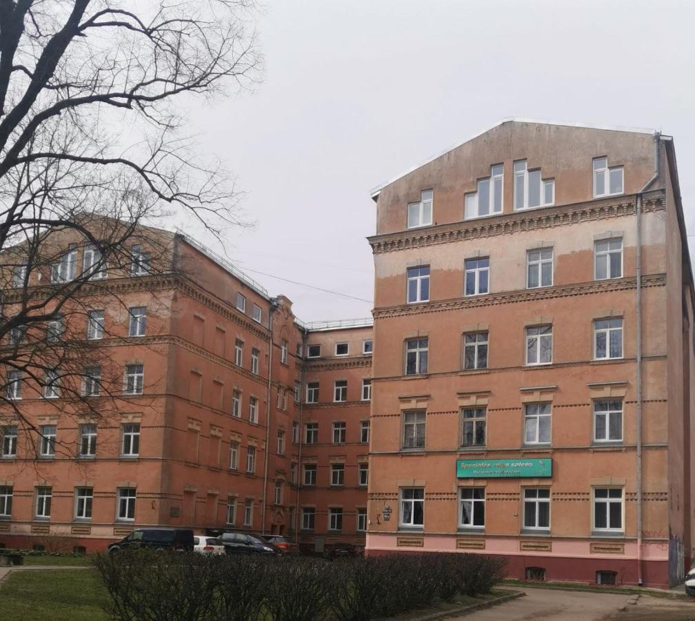 Cozy, Spacious Gertruda Self Chek In 20 Min To Old With Car 5 Min Apartment Riga