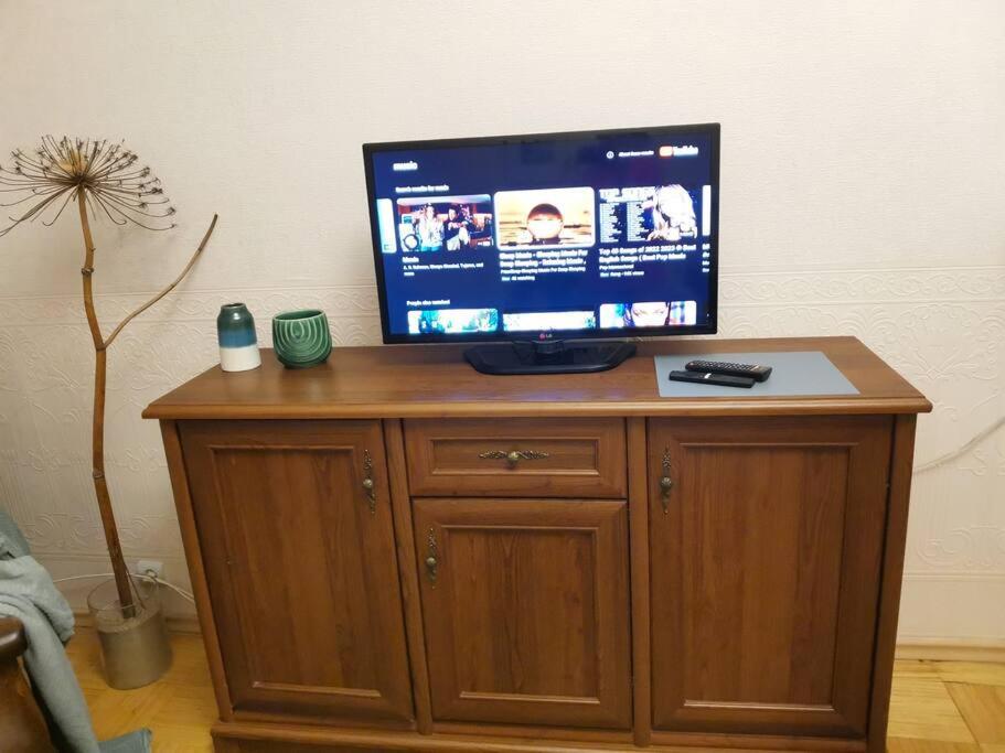 Cozy, Spacious Gertruda Self Chek In 20 Min To Old With Car 5 Min Apartment Riga