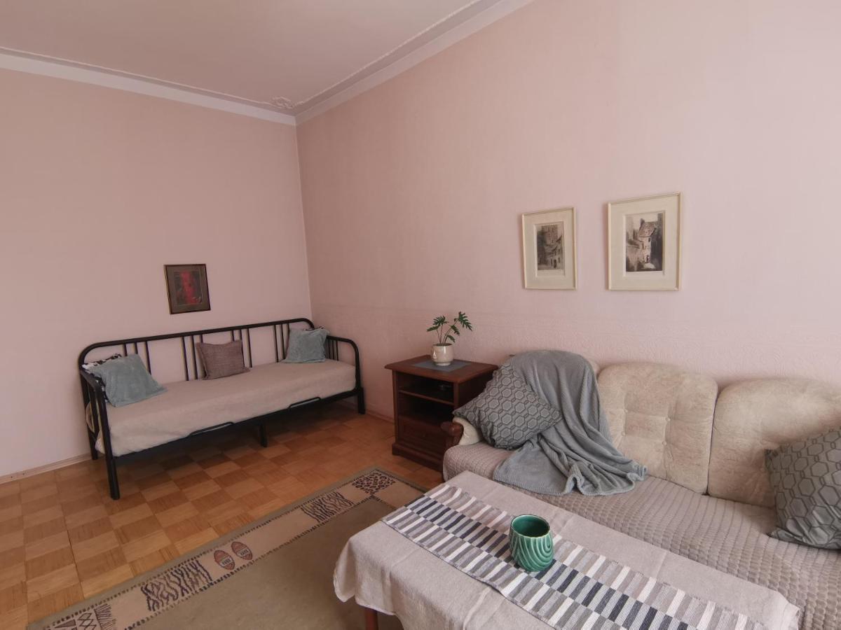 Cozy, Spacious Gertruda Self Chek In 20 Min To Old With Car 5 Min Riga