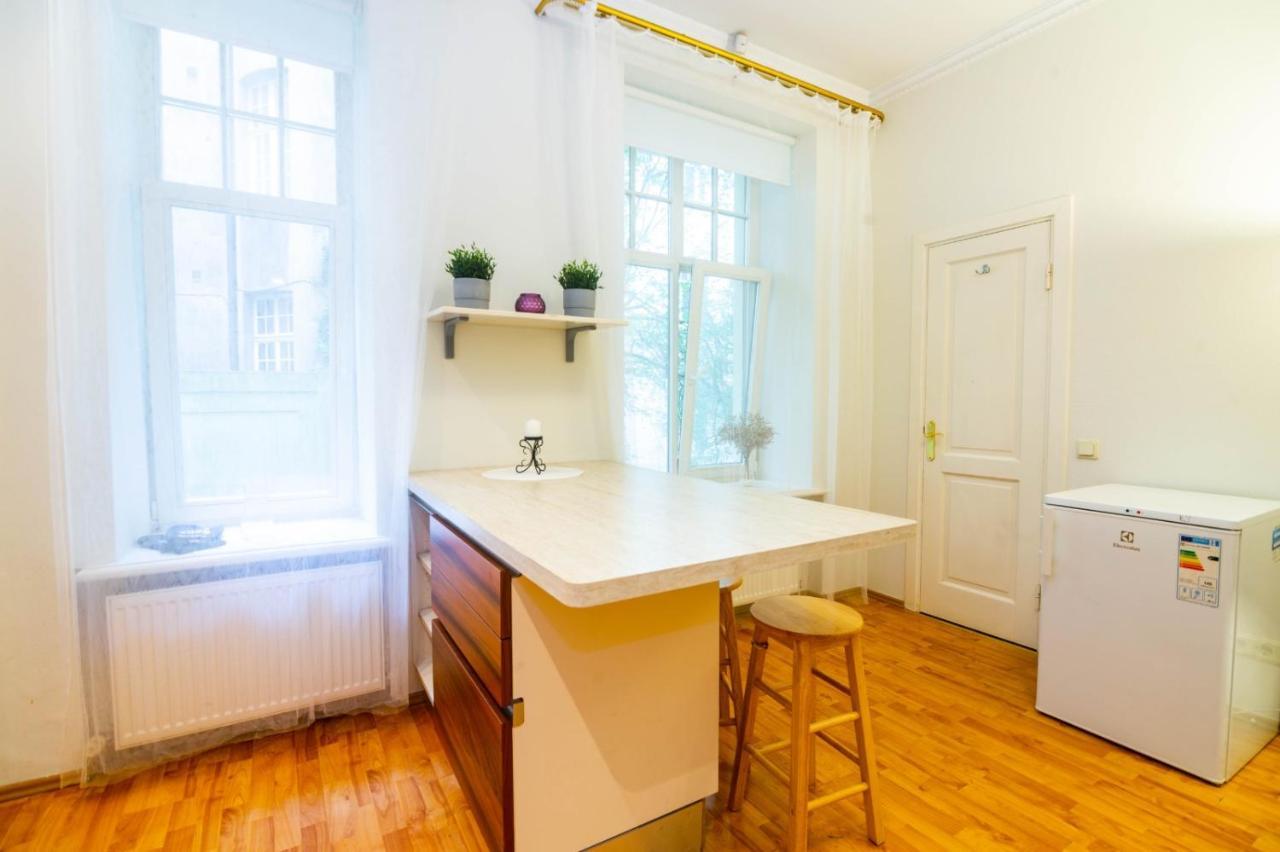 Apartment Spacious In The Center Of *
