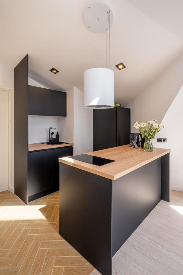 New Flat With Free Underground Parking And Air Conditioning Riga
