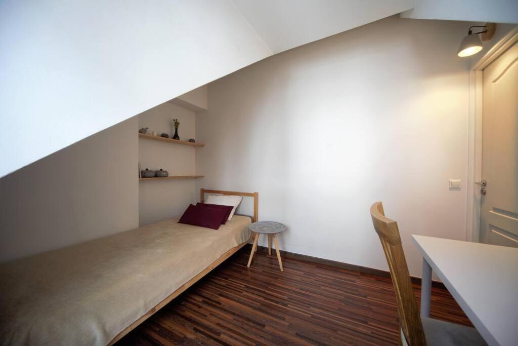 3 Bedroom / Compact Apt Old Town Riga