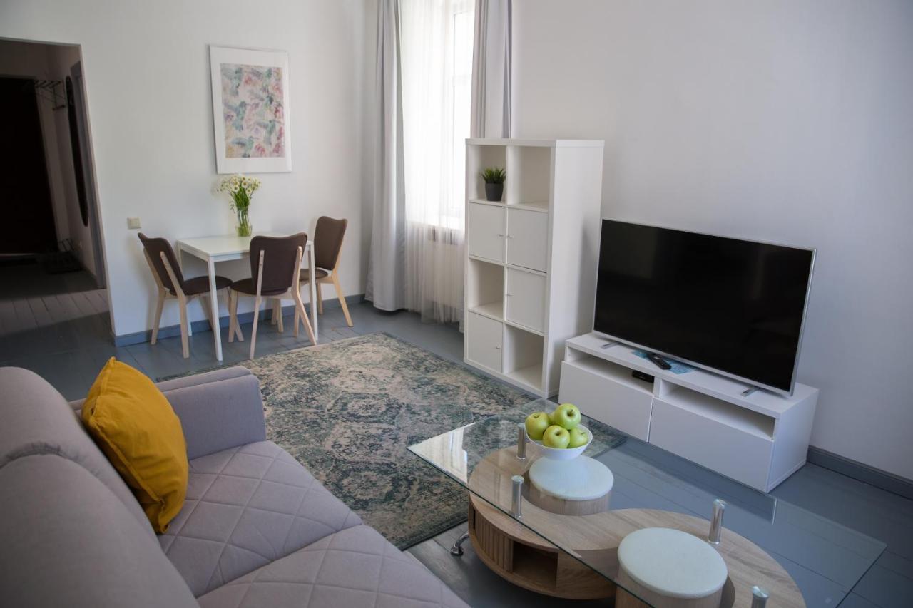 Arida Apartment