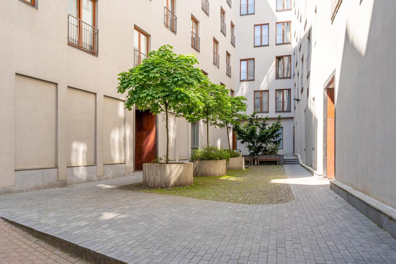 New Flat With Free Underground Parking And Air Conditioning Căn hộ Riga