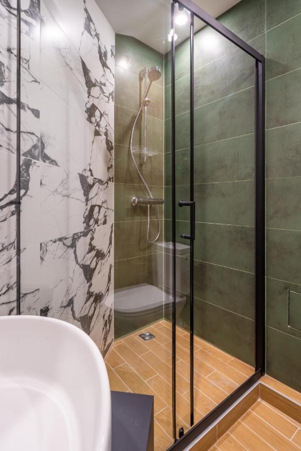New Flat With Free Underground Parking And Air Conditioning Riga
