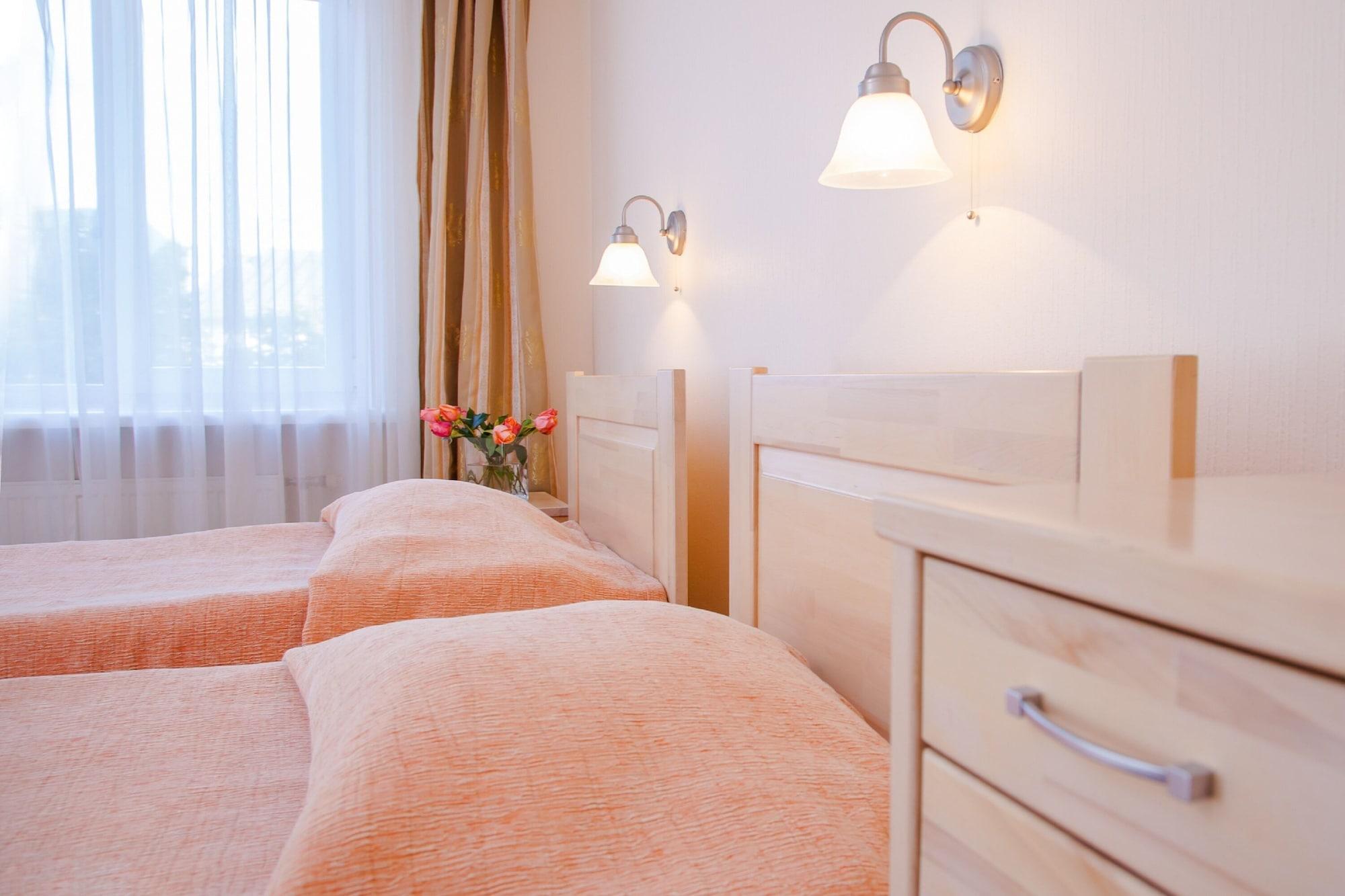 Rija Tia 3* Riga