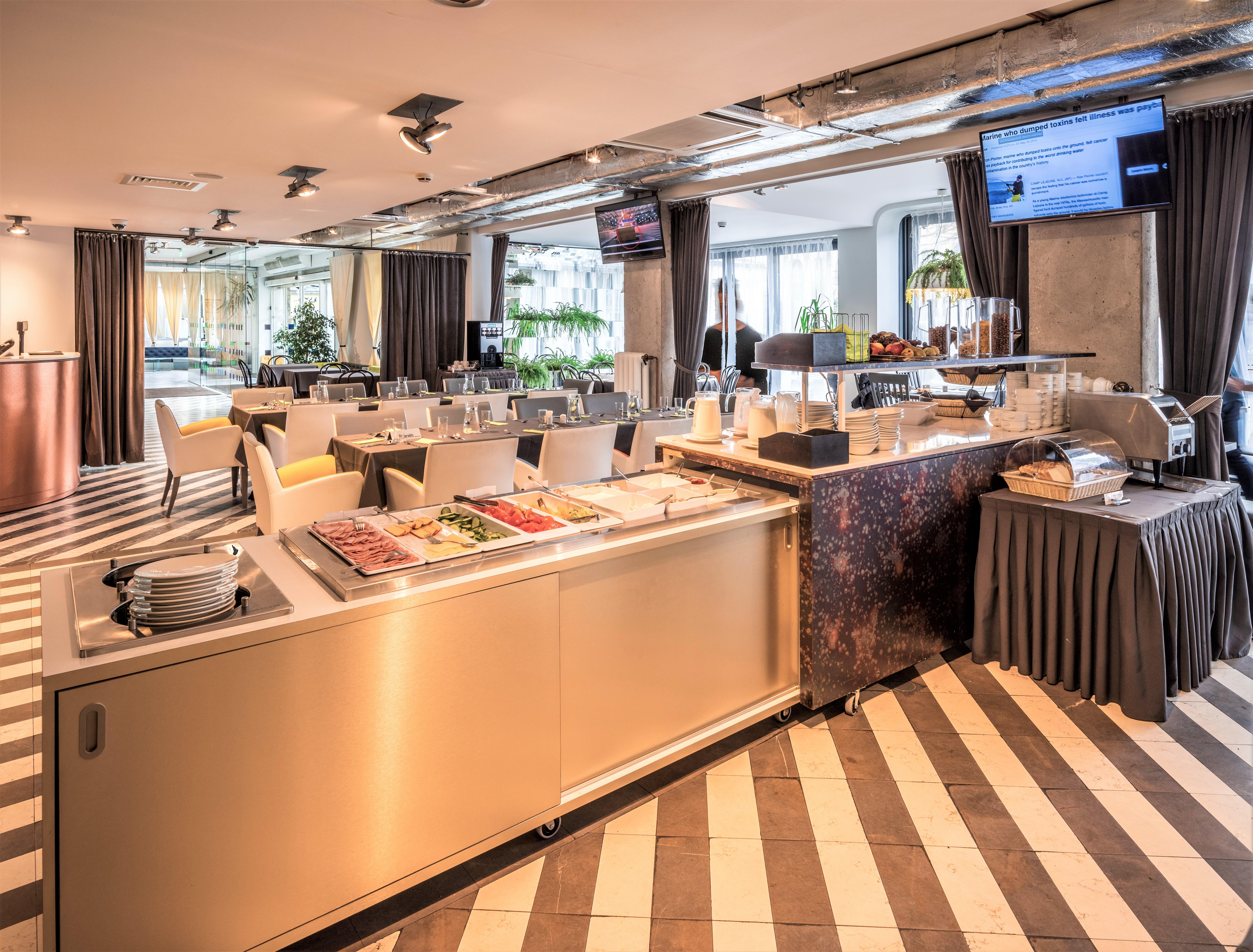 Hotel Rija Vef With Free Parking