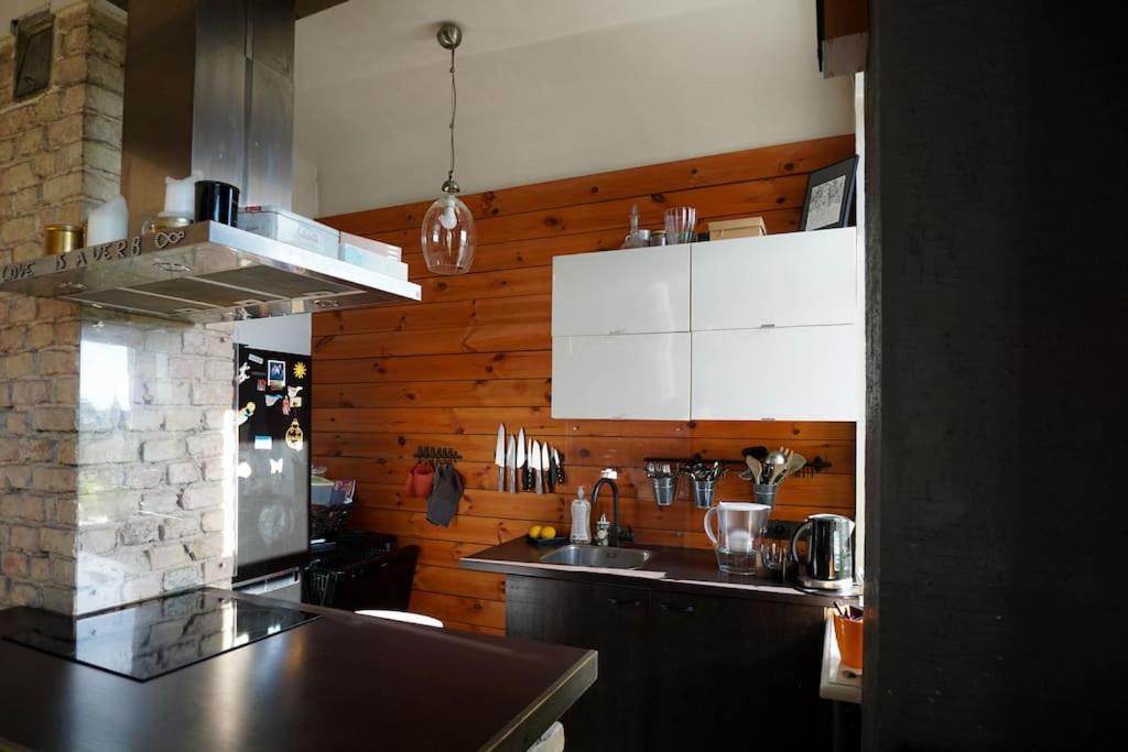 Dzīvoklis Cozy Apart. For Holidays Or Work Riga