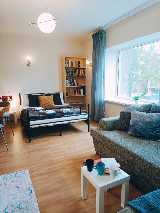 Homey Nest In Midtown Center, Up To 4 Guests, Steps From The Park, Free Parking *