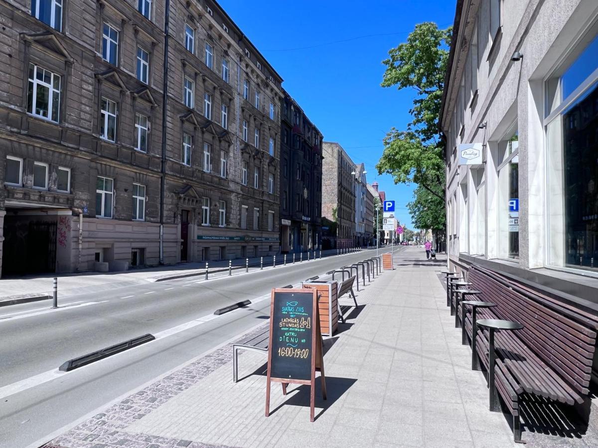 Apartment Modern In City Center! *