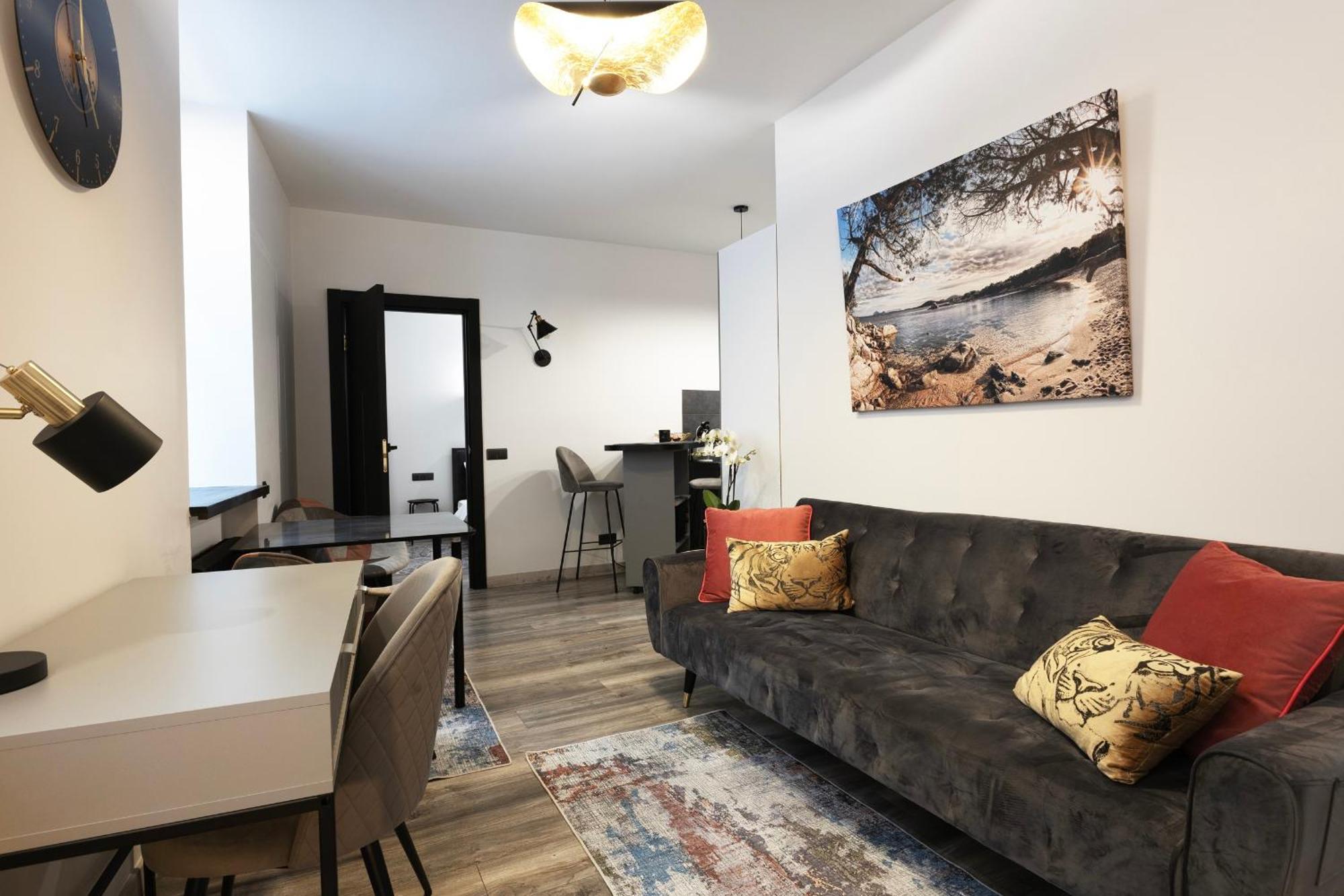 Moderns Un Kluss Dzivoklis 41 M2 Korter *