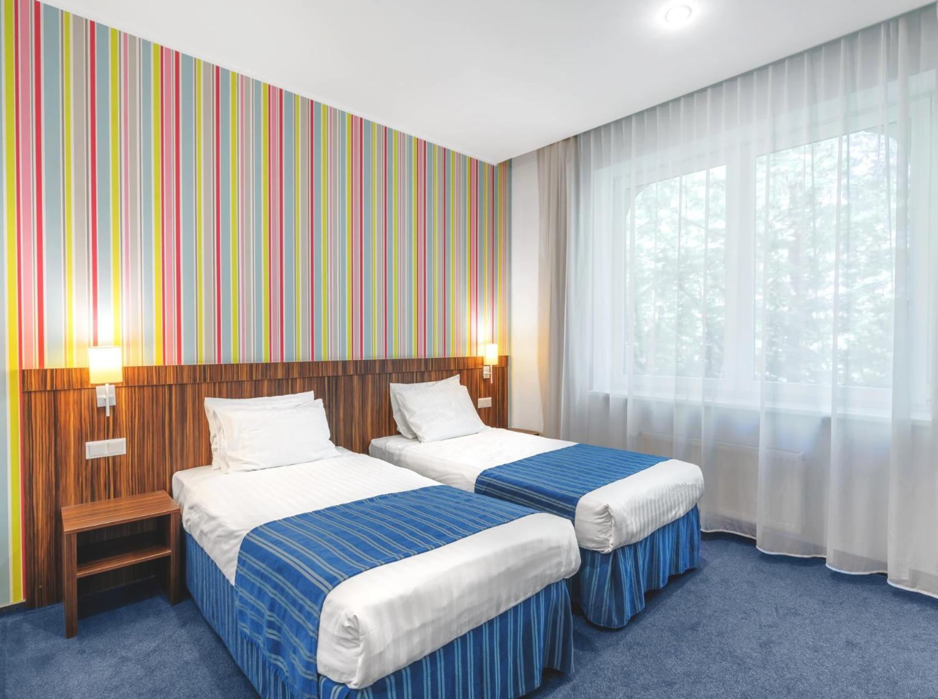 Rija Vef With Free Parking 3*