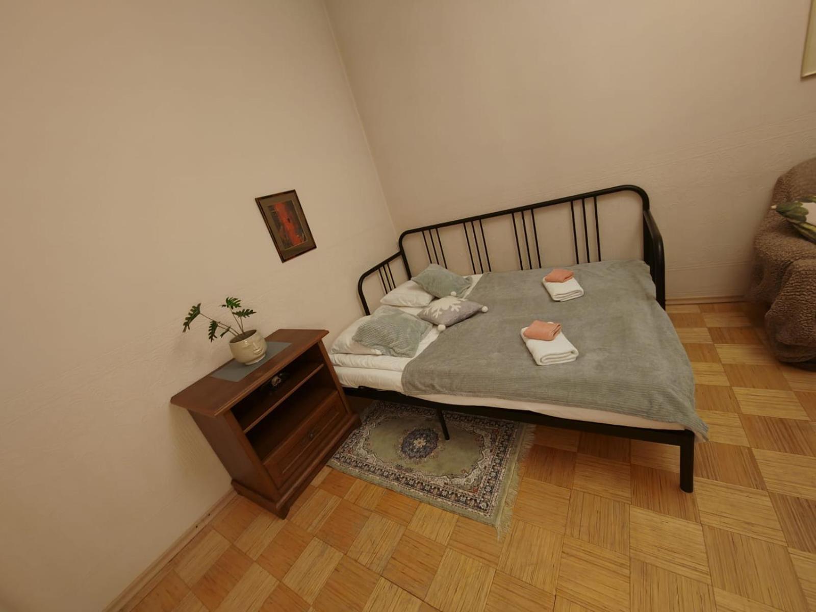 Apartment Cozy, Spacious Gertruda Self Chek In 20 Min To Old With Car 5 Min *