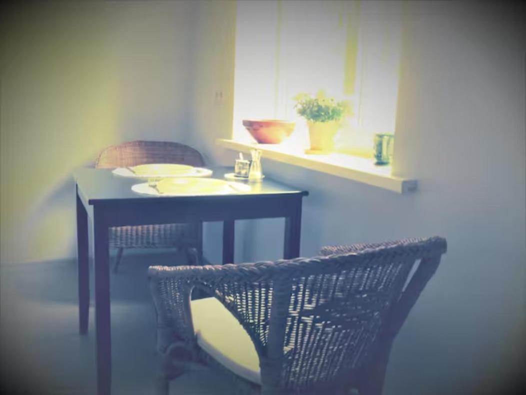 Huoneisto Cozy Near The Airport