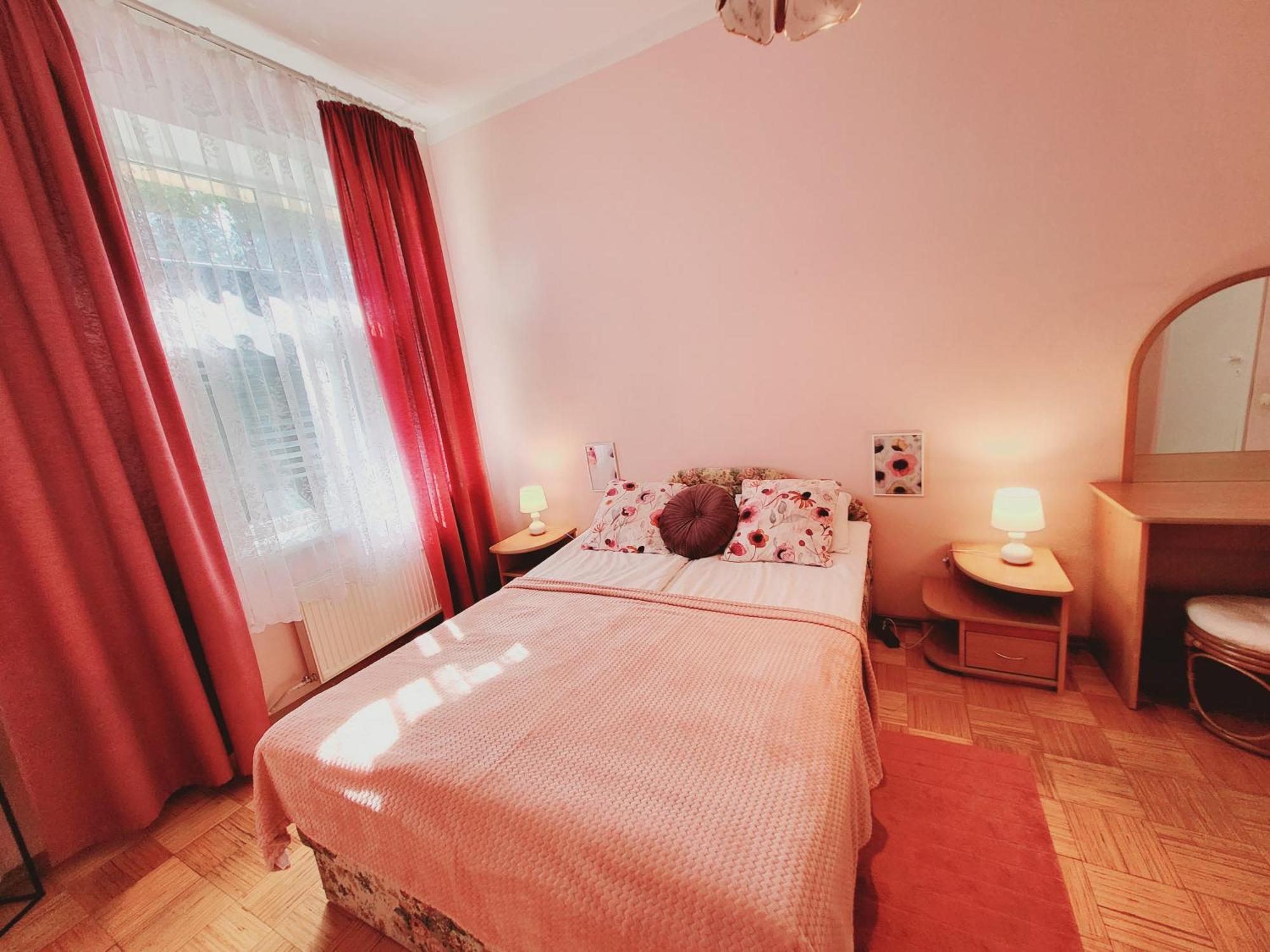 Cozy, Spacious Gertruda Self Chek In 20 Min To Old With Car 5 Min *