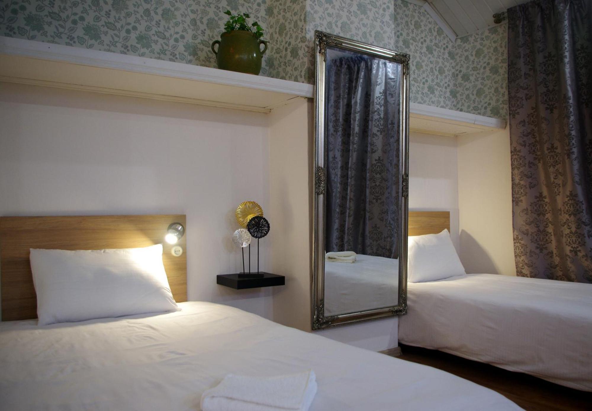 Villand With Free Private Parking And Self Check In Riga