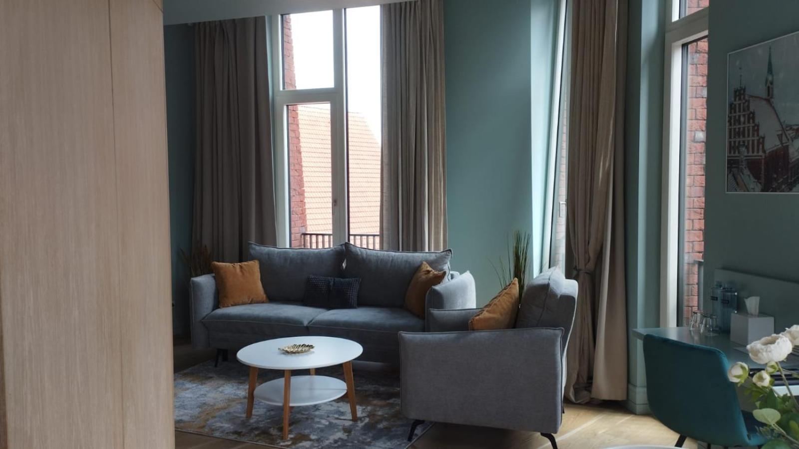 Redstone Aparthotel