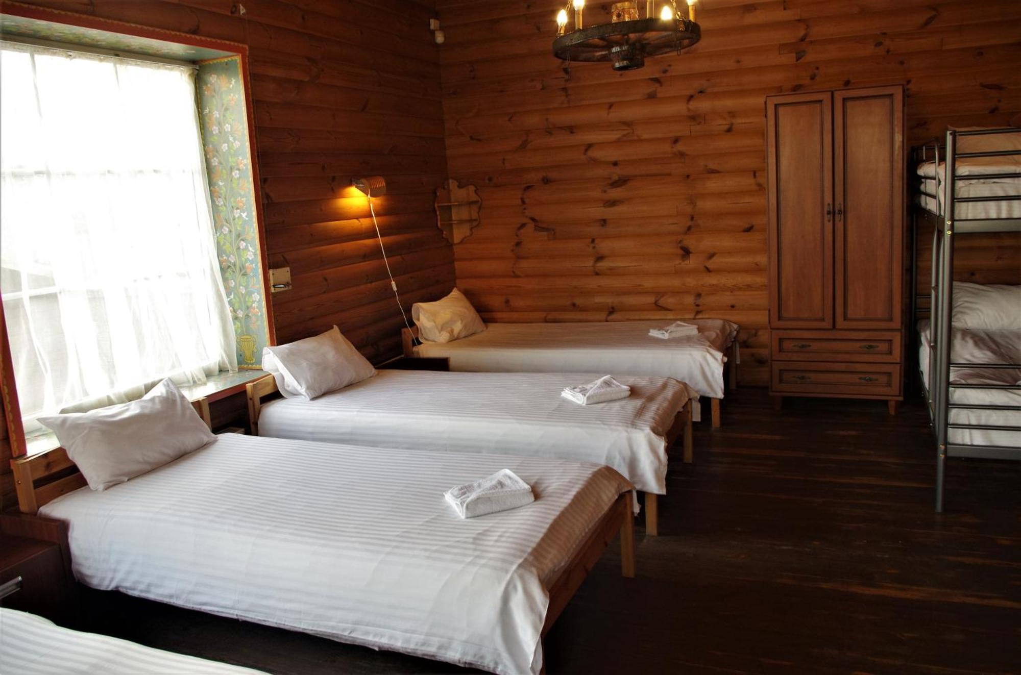 Villand With Free Private Parking And Self Check In