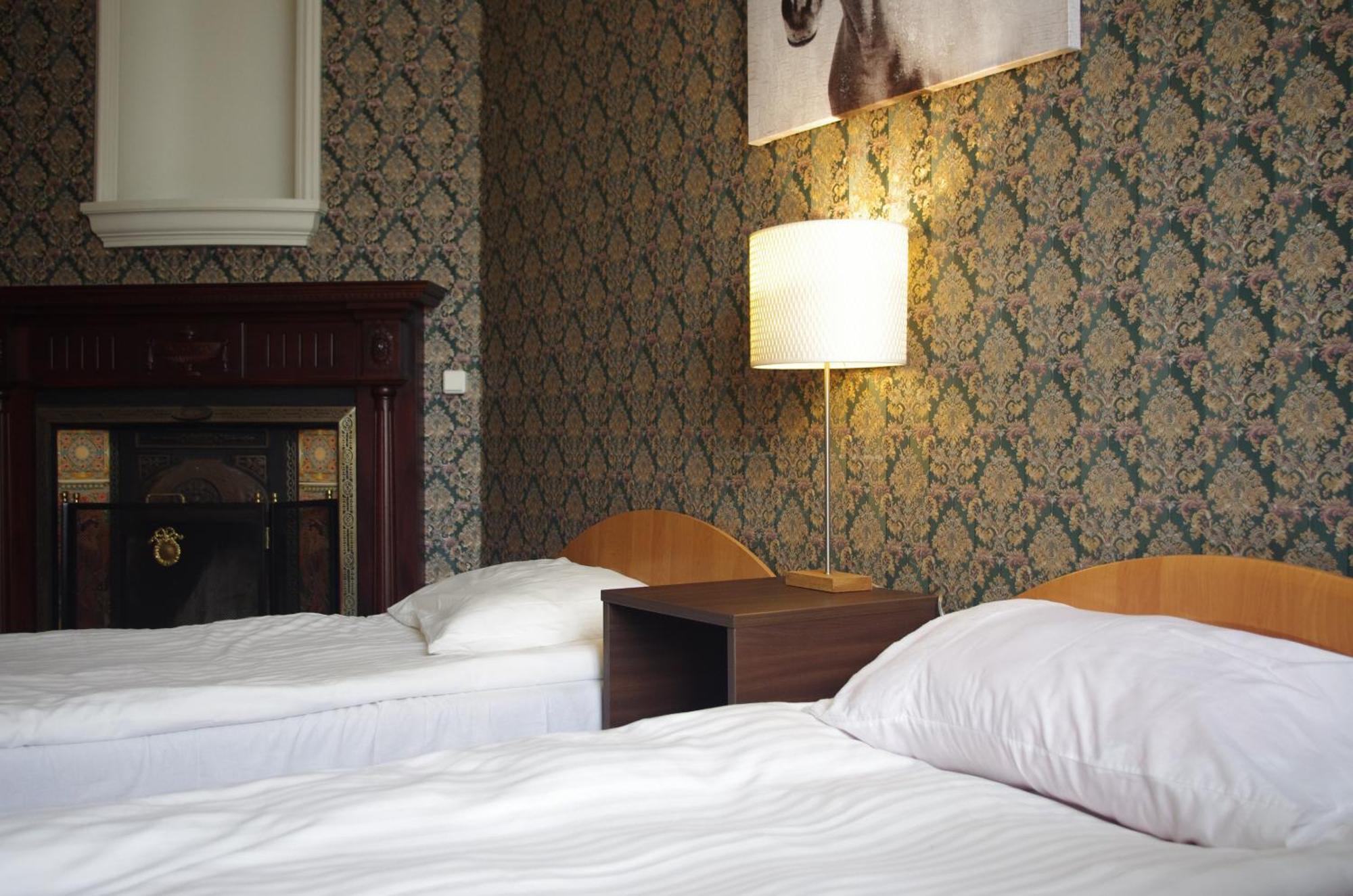 Villand With Free Private Parking And Self Check In 2*
