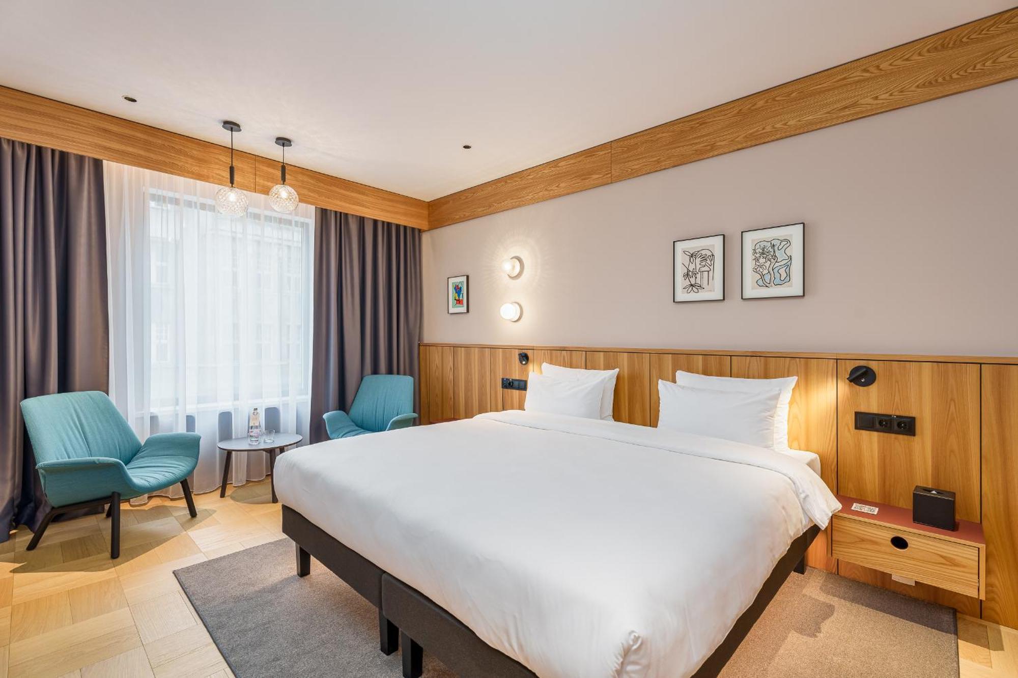 Hotel Aston