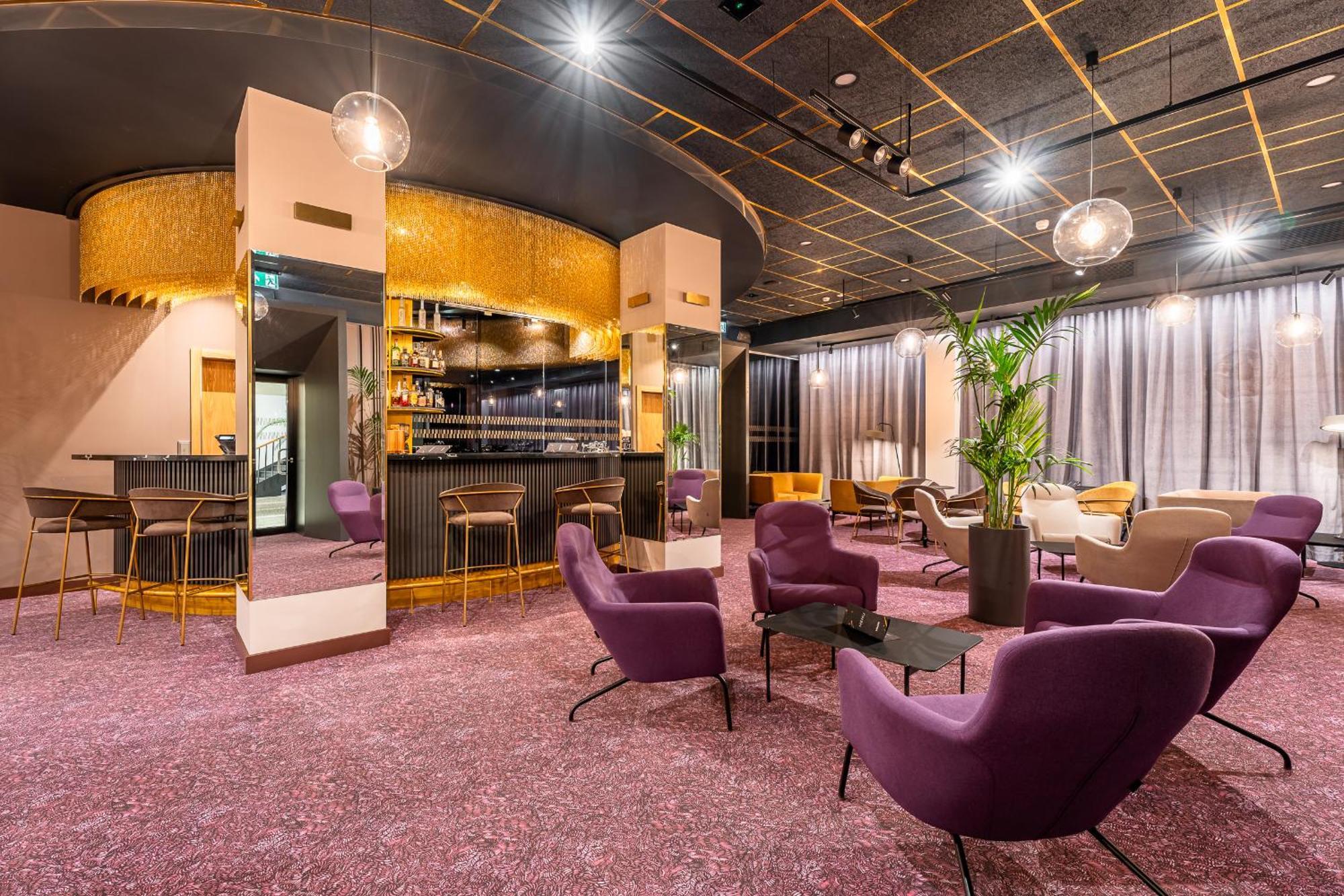 Hotel Aston 4*