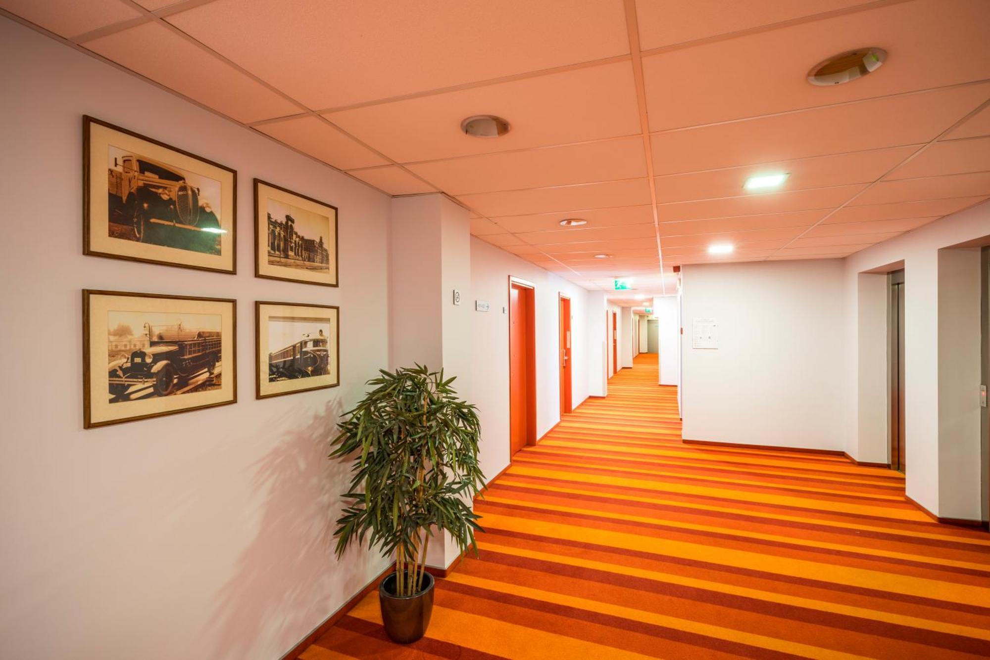 Hotel Rija Vef With Free Parking