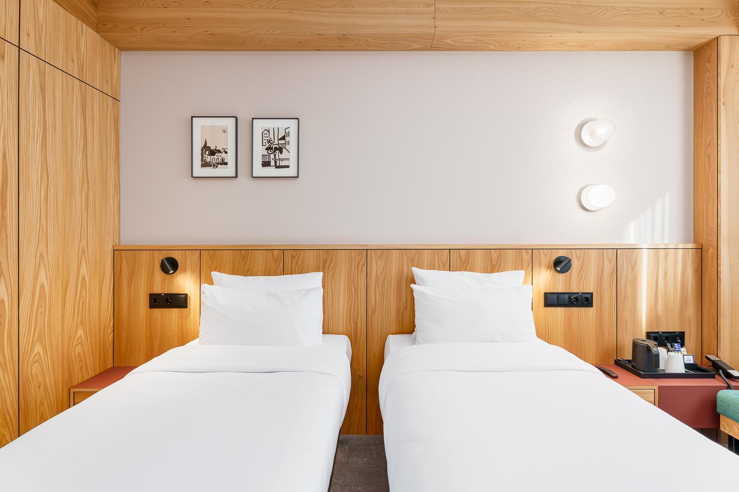 Hotel Aston